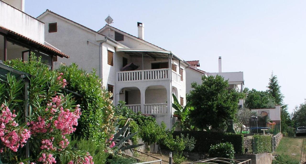 Apartmani Villa Kalinic Njivice Exteriör bild