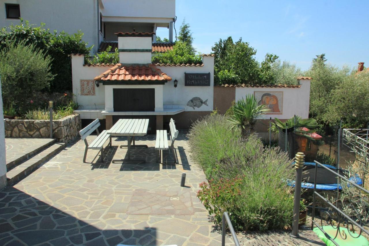 Apartmani Villa Kalinic Njivice Exteriör bild