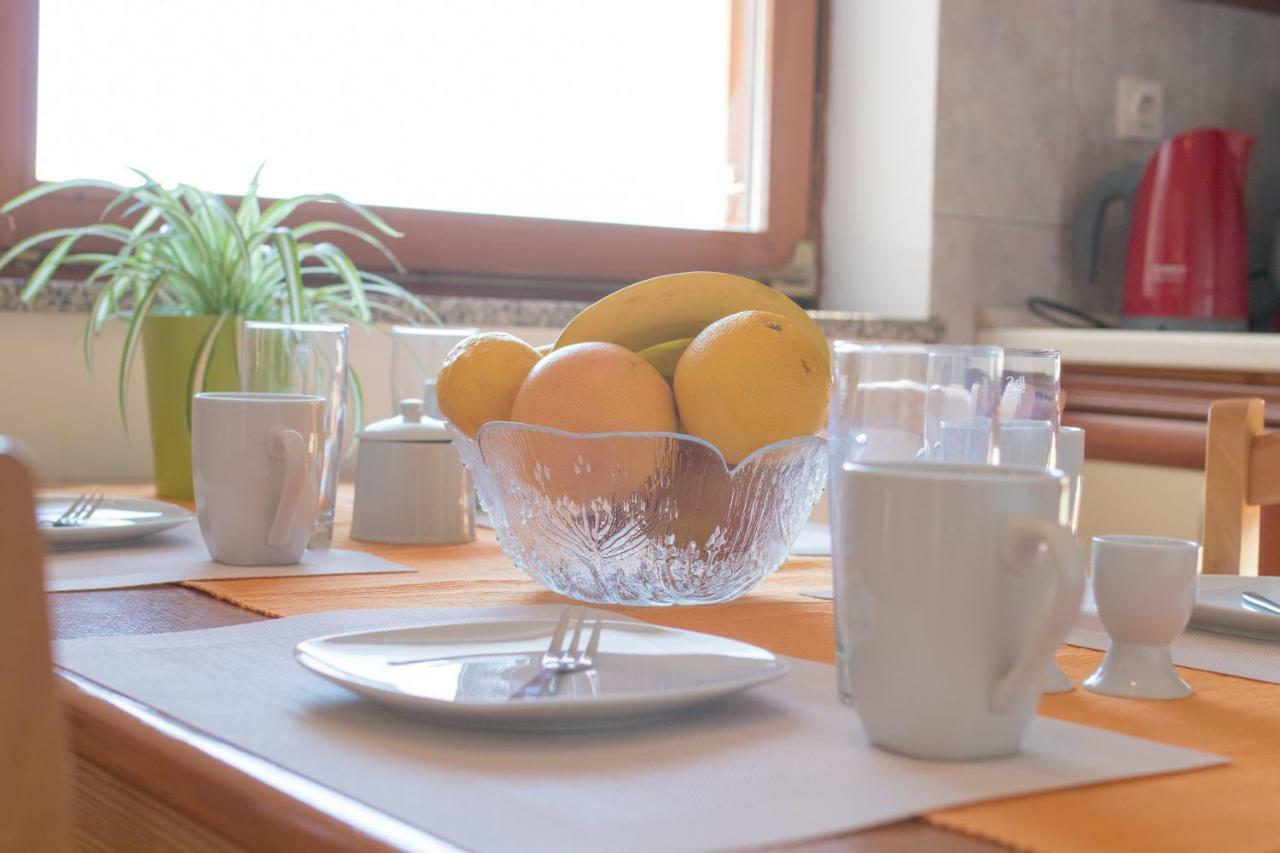 Apartmani Villa Kalinic Njivice Exteriör bild